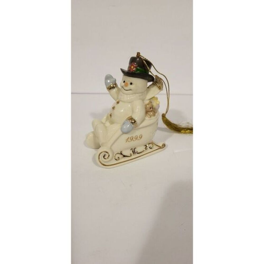 1999‎ Lenox Snowman In Sleigh Ornament